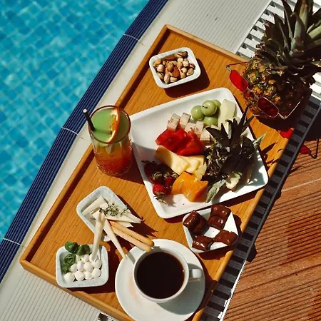 Roas Bodrum - Center 3* بيتيس