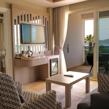 فندق Roas Bodrum - Center بيتيس