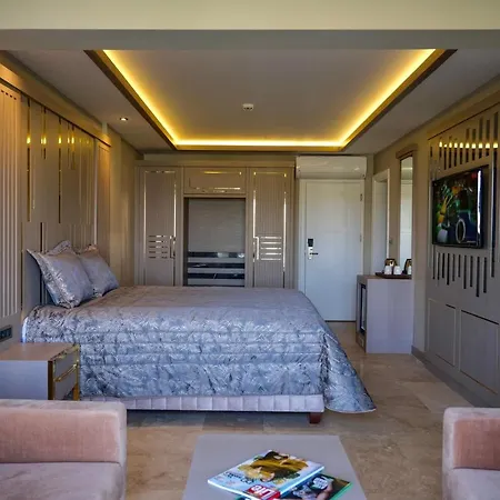 Roas Bodrum - Center Hotell 3*